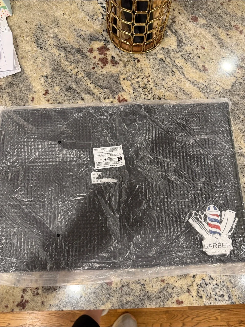 Black barber mat nwt 17.5x12